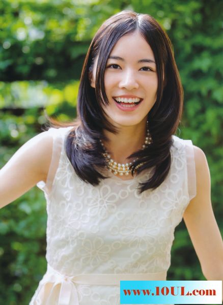 97年小女生不一样的丰满迷人哦17P