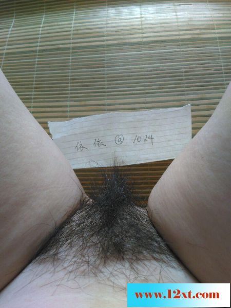 02-11依依自拍@102415P