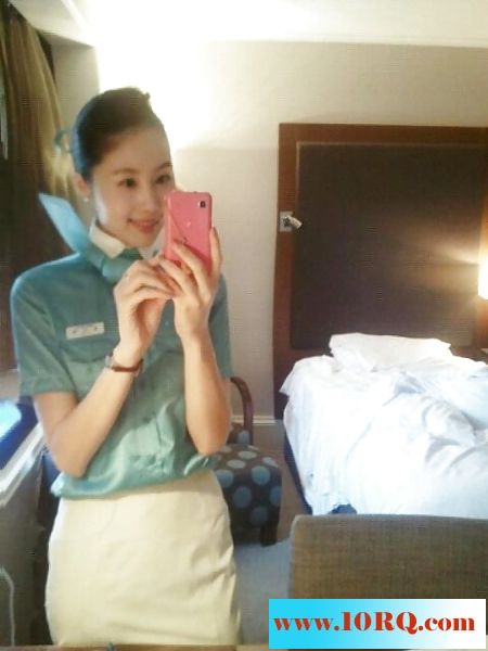 美女空姐的粉木耳10P