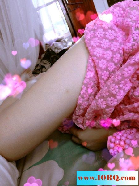 粉色系妹子跪地求草[15P]&nbsp;&nbsp;