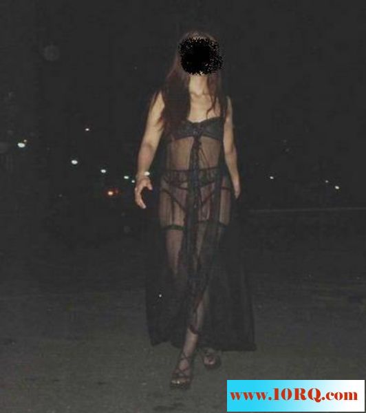 淫蕩少妇户外露出-吊带网袜-跳蛋-手淫自慰-潮吹