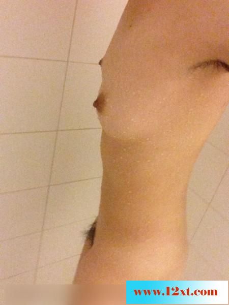 浴室里玩起了自拍-身材挺美-[12P]&nbsp;&nbsp;