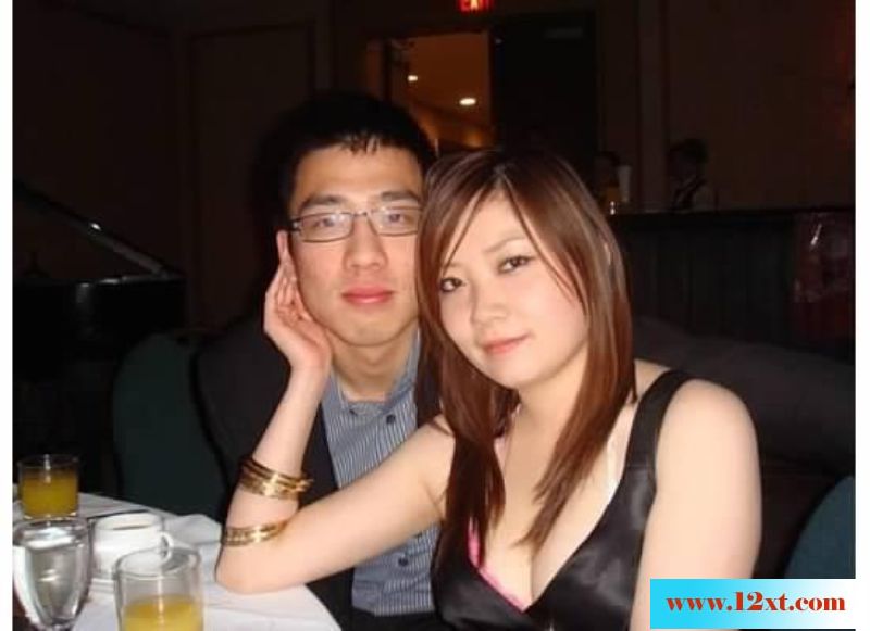 珍藏多年，决定拿出来分享，已为人妻的大学同
