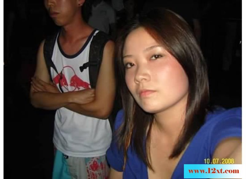 珍藏多年，决定拿出来分享，已为人妻的大学同