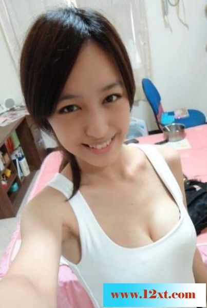 最近很火的台湾网络红人江小辣全部套图及8部视