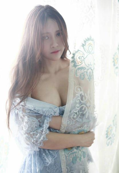 极美标致女人身材的诱惑【15P】