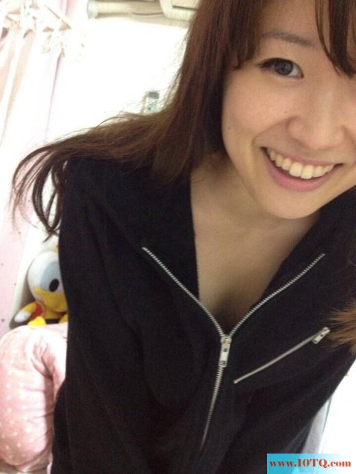 大学生做爱自摄-那甜美的-笑容可爱的酒窝-满足