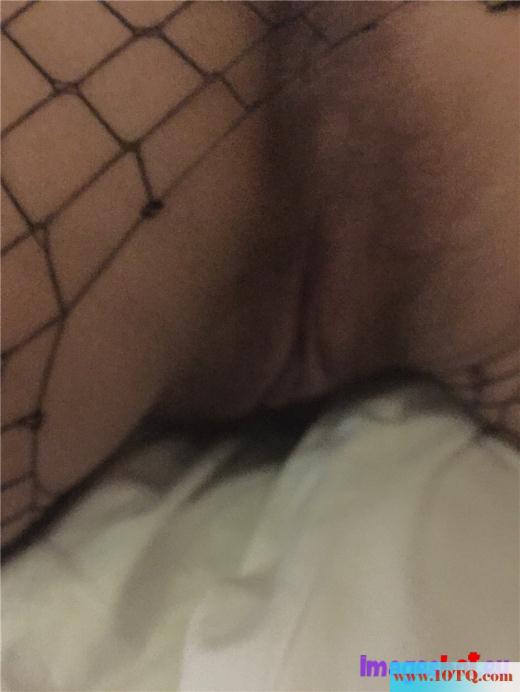 多年前的女同事相约一聚(15P)