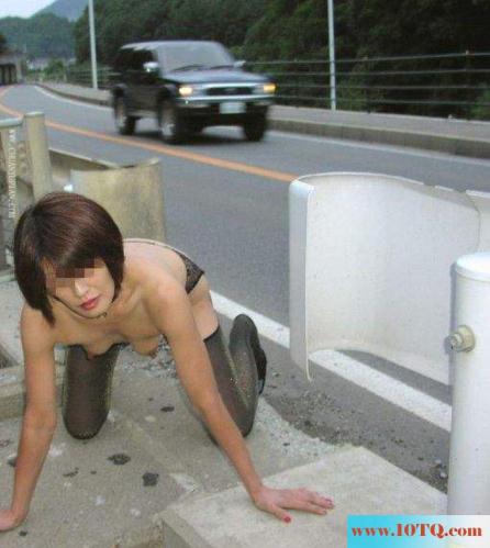 分享一些超猛的自拍露出(74P)