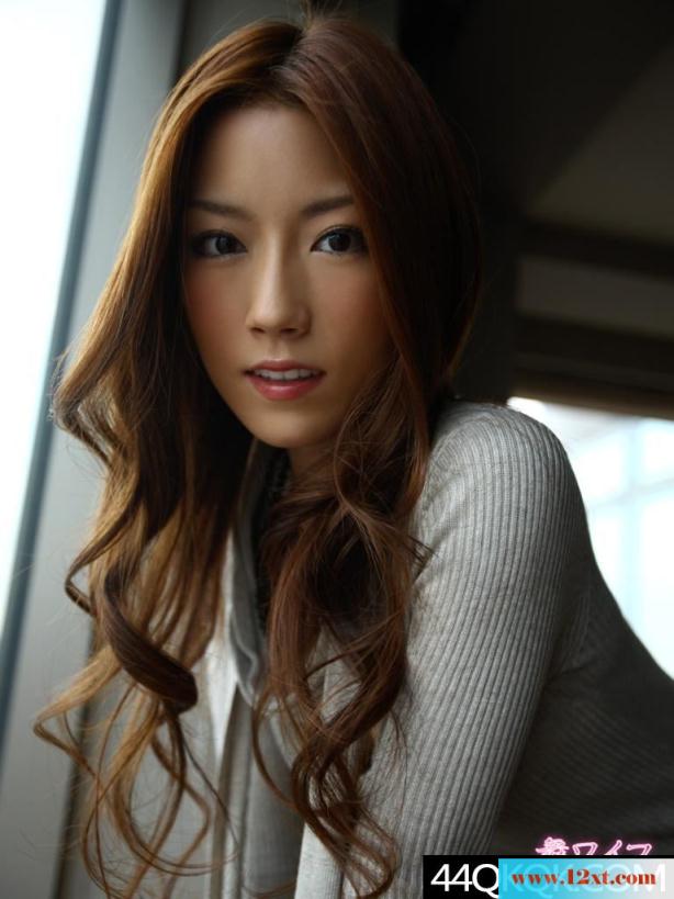 工作中充满了乐趣的女忧-(60P)