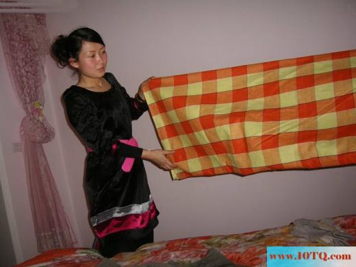 居家人妻露脸白嫩娇身诱人白嫩性感身材(12P)