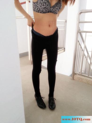 开放大胆又性感的学生妹(10P)