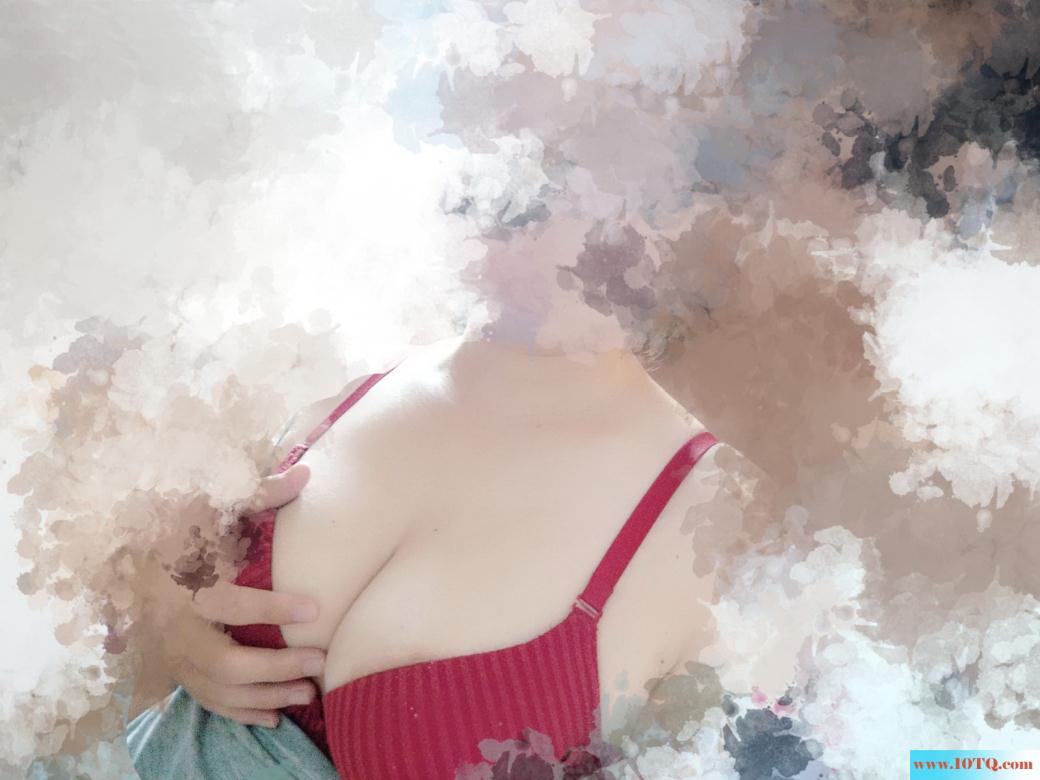 我的白嫩大奶老婆(10P)