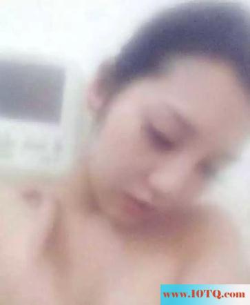 19岁长发女友［12P］