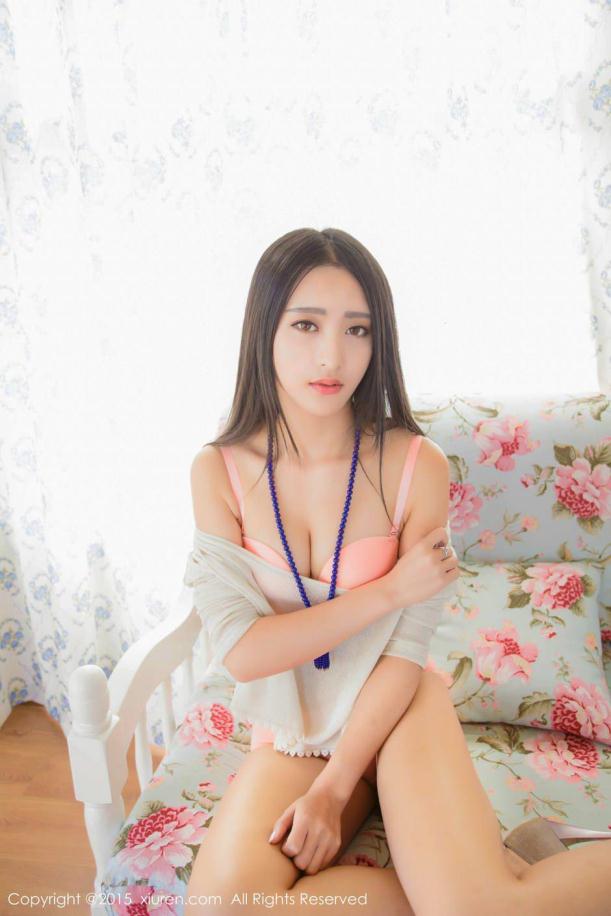 居家悠闲中的慵懒美丽女人【11P】