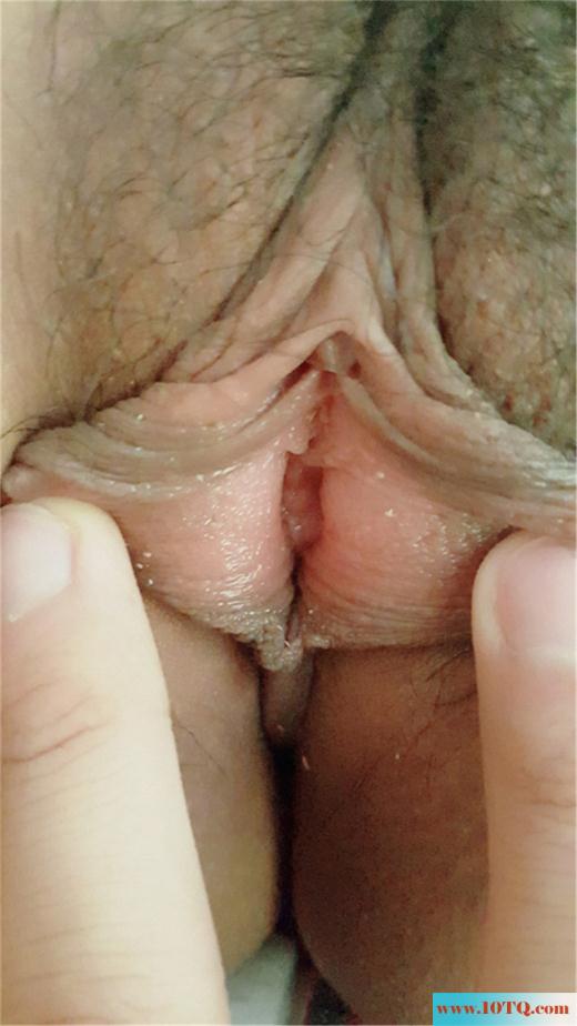 我的女友，外面非常淑女，家中非常淫蕩.［11P］