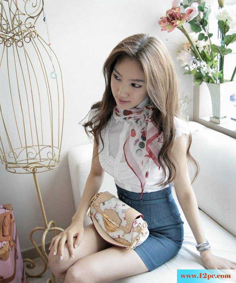 美女写真大秀修长美腿(11P)