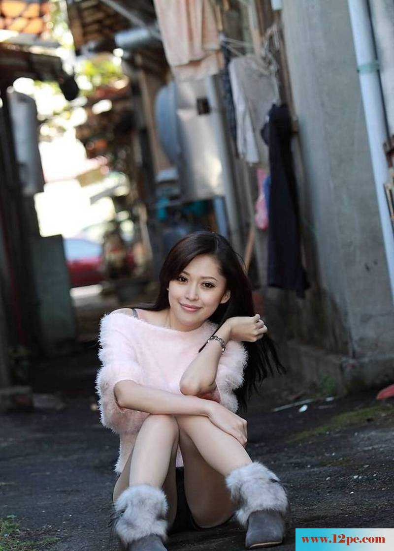 清纯美丽的丝袜美女(10P)