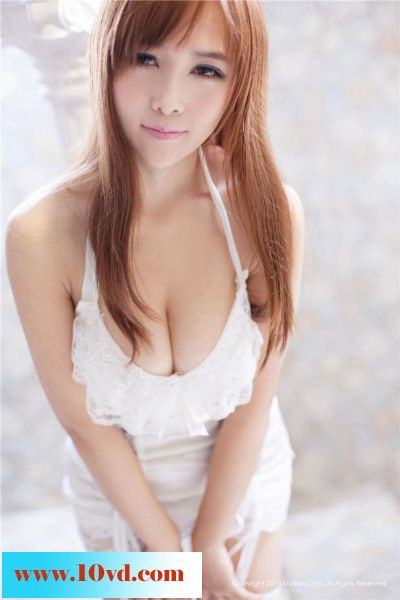 唯美纯白修身媚态女如此娇丽【12P】