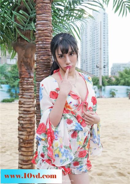 小羞慑可爱美女身姿撩人【10P】