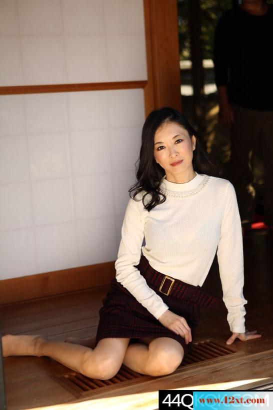 女忧的年纪是硬伤啊-不过紫色还凑合-(30P)