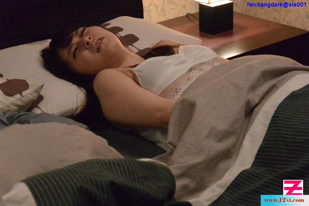 淫妻的不伦情事---永瀬里美(21P)