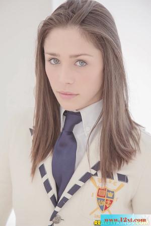 入手极品制服学生妹(12P)