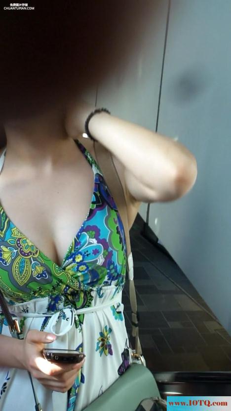 俯拍冰清玉洁的美女(11P)