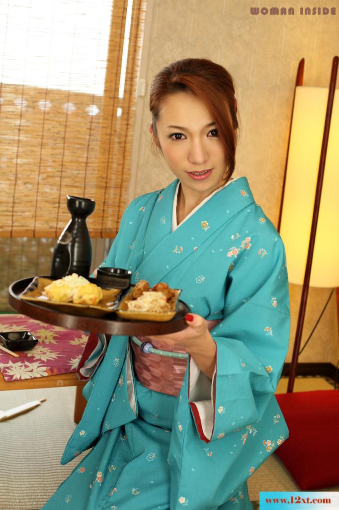 和服女子脱下来也是很疯狂啊-(30P)