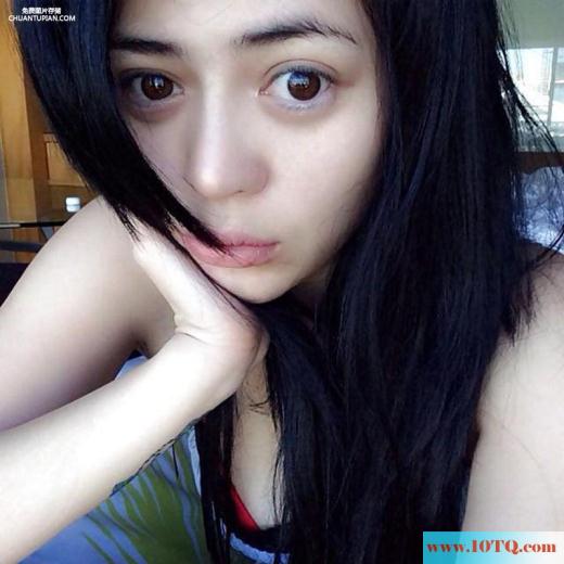 混血大奶牛美女生活自拍(19P)