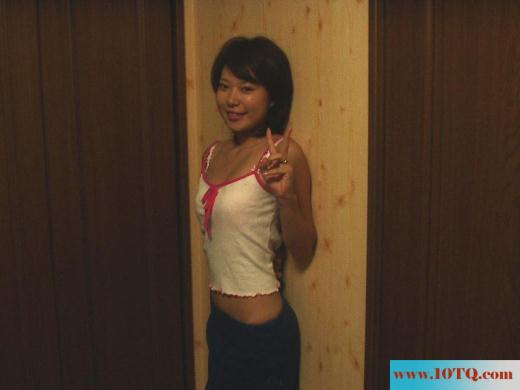 可爱小女友自拍照(16P)