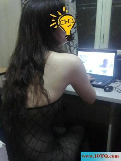 老婆嫩B诱惑新年(10P)