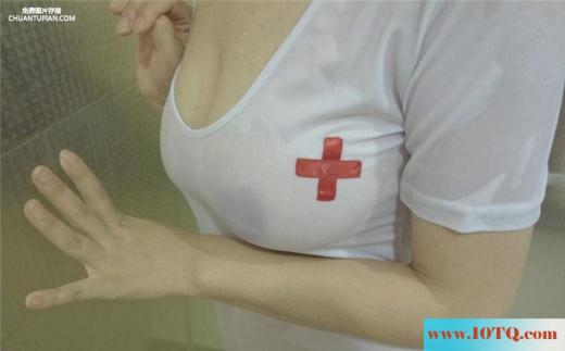 少妇自拍集大奶长腿细腰丝袜湿身听说可以出台