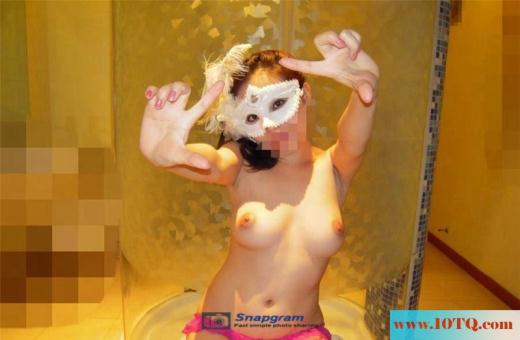 熟女人妻抚媚性感自拍(23P)