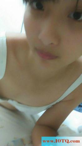 我的高中女同学(10P)