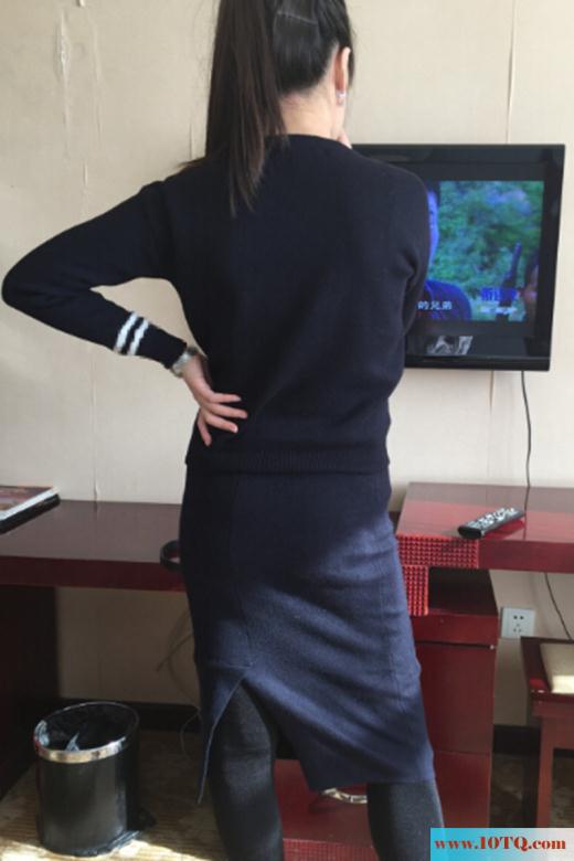 我的人妻，身材棒皮肤白(10P)