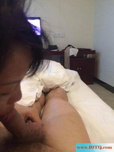 摇到的小妹子口活不错(14P)
