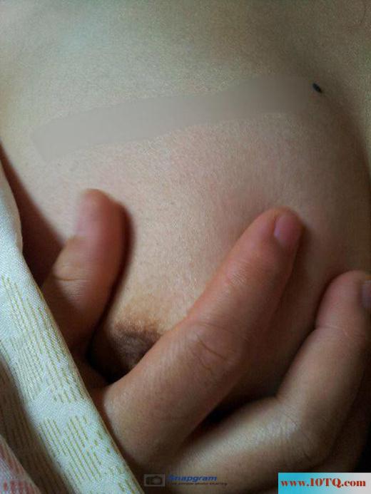 白嫩巨乳小女友倾情为我奉献身体(12P)