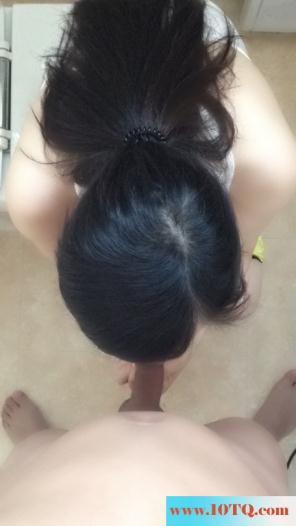 爆插女朋友的小嘴巴(15P)