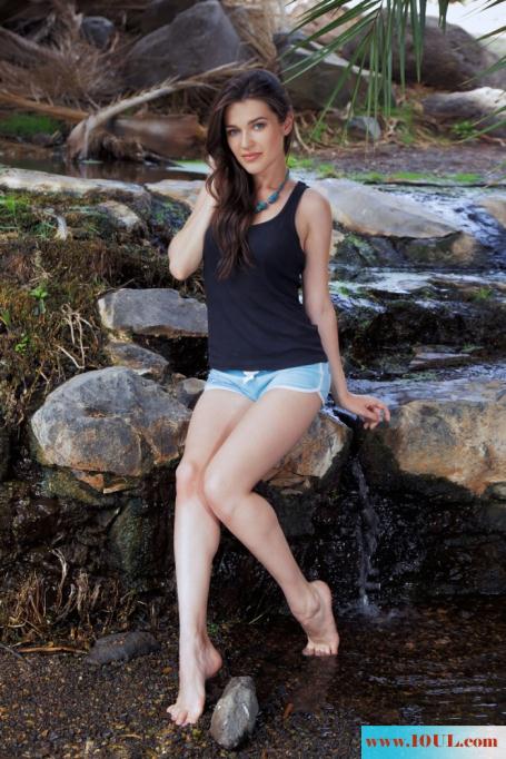 Serena-Wood(12P)