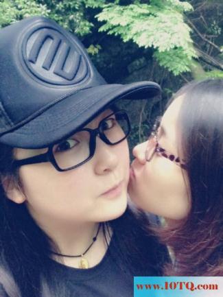 大学女友，已为人妻(20P)