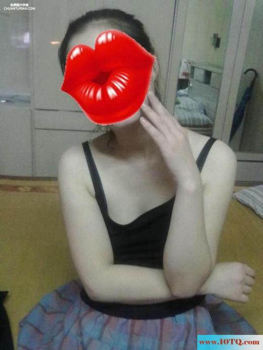黑丝女友的完美展现(11P)