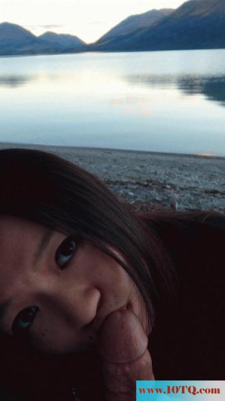 极品女友喜欢在野外含我的(22P)