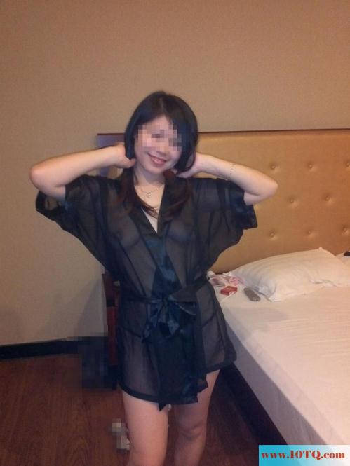 老婆说想去野外露不给，只能发上来满足她的欲