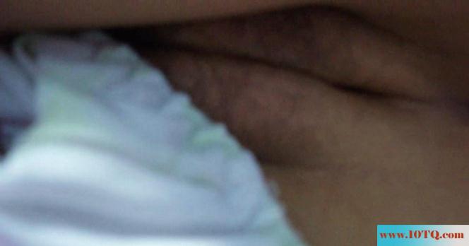 偷拍睡着的老婆(15P)