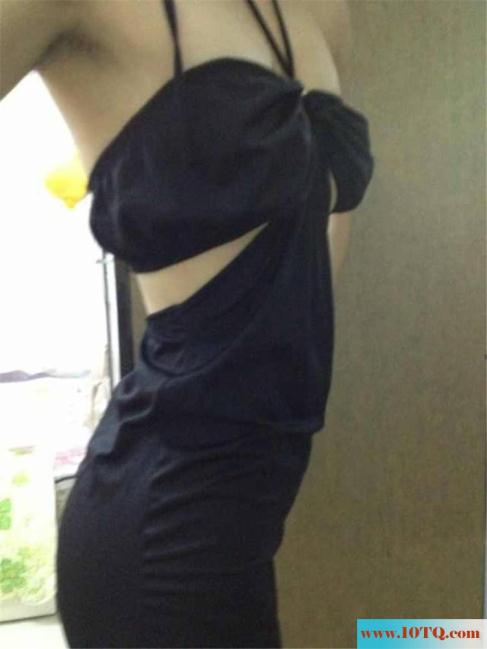 外地工作女友发来自拍裸照(11P)