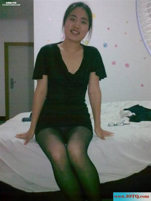 小姨子开放起来随便拍照一点也不羞射(14P)