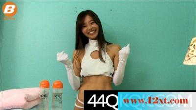 コスチュームで性感マッサージでご奉仕しちゃ