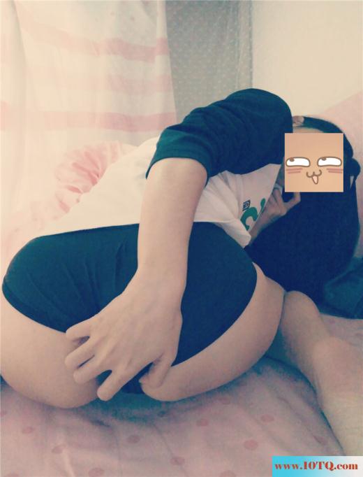 18岁异校小女友的诱惑(14P)