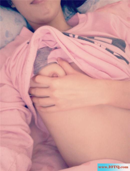 18岁异校小女友的诱惑(14P)